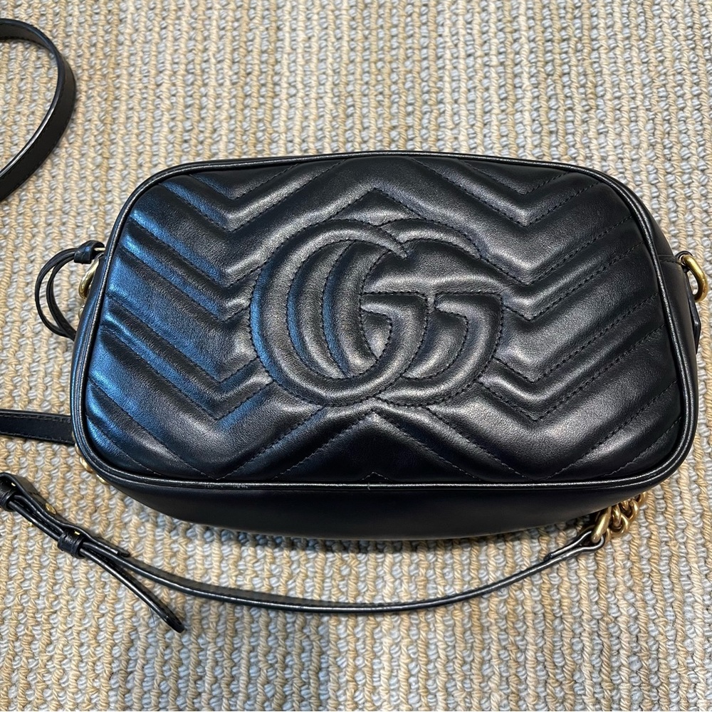 Gucci Black Chevron GG Leather Crossbody Bag - Picture 11 of 14
